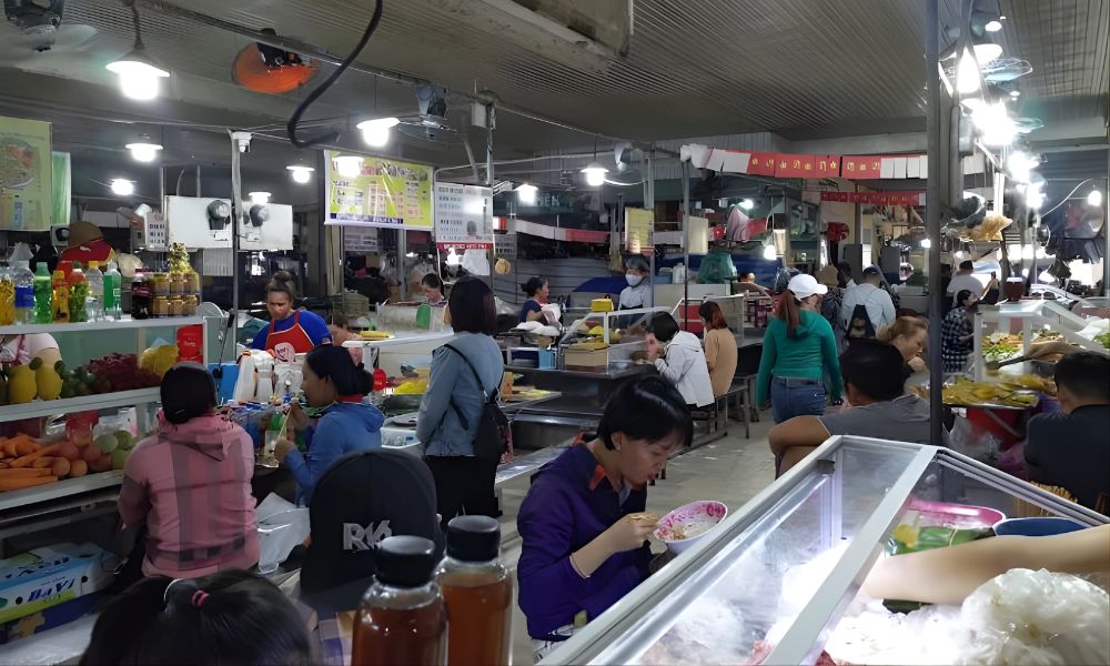 Nổi tiếng với khu ẩm thực giá rẻ trong các khu chợ Đà Nẵng