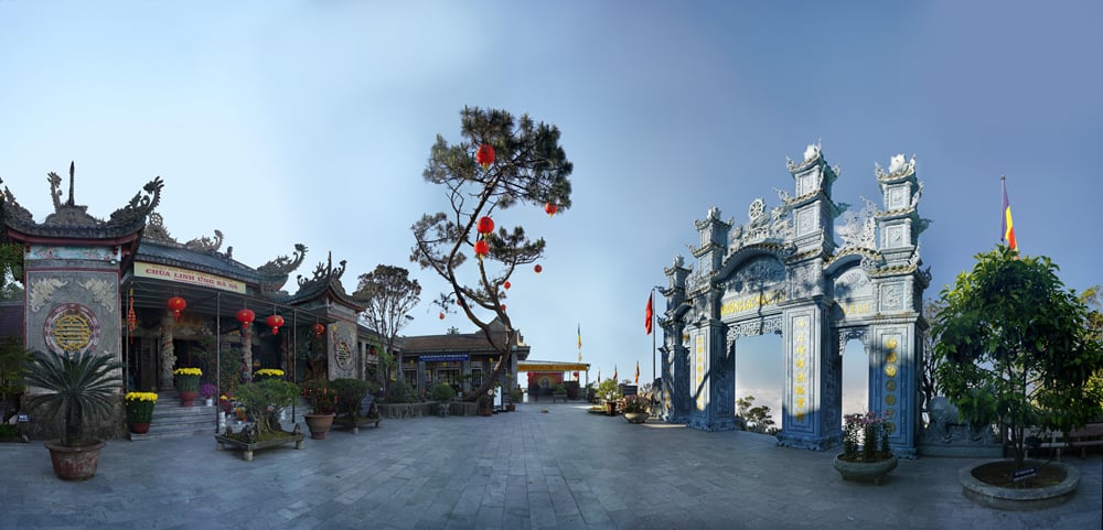 Chùa Linh Ứng Bà Nà mang vẻ đẹp uy nghiêm và cổ kính